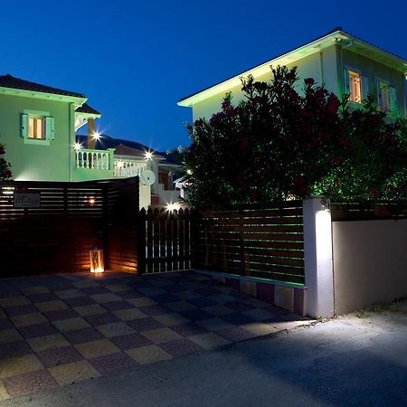 Le Torri Villas By Nidri Holiday Villas Exterior photo